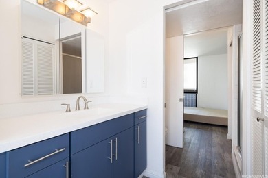Opportunity knocks with this 2-bedroom, 1-bathroom condo in the - photo 12