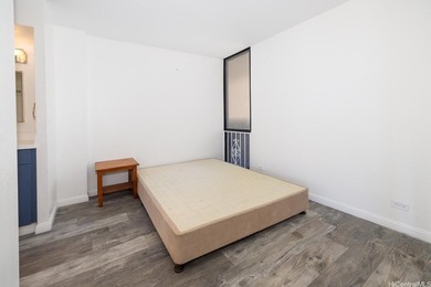 Opportunity knocks with this 2-bedroom, 1-bathroom condo in the - photo 16