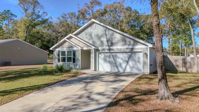 Juniper Lake Home For Sale in Defuniak Springs Florida
