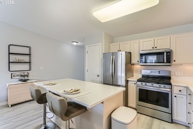 Welcome to easy, low-maintenance living in the heart of Bethany