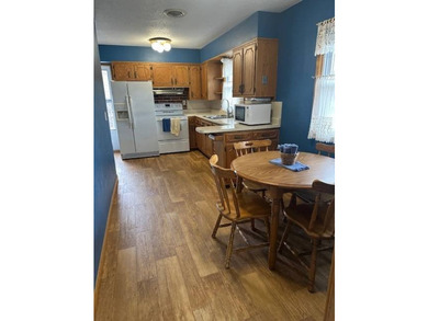 Charming 5-Bedroom Home on aCorner Lot in Ortonville, MN Welcome - photo 7