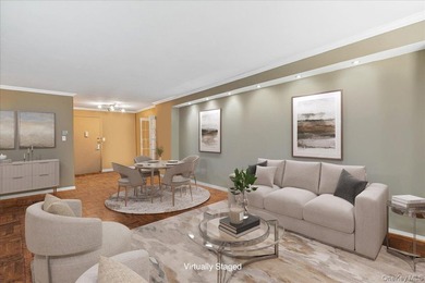 Welcome to this one-bedroom mid-size apartment at The Versailles - photo 4