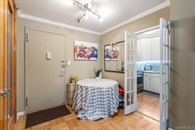 Welcome to this one-bedroom mid-size apartment at The Versailles - photo 8