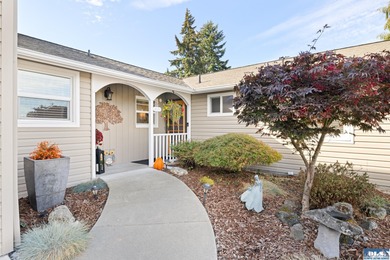 Strait Juan de Fuca  Home Active Under Contract in Port Angeles Washington