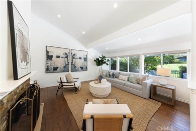 SINGLE-LEVEL LIVING! Welcome to 2102 Vista Entrada, an updated - photo 5