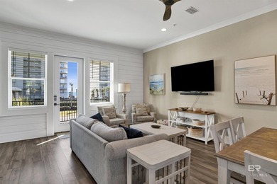 Beautifully decorated 3bed/4bath coastal home with views of the - photo 6