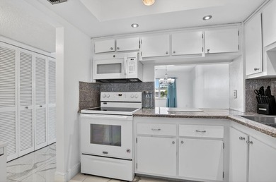 Enjoy relaxed South Florida living in this 1-bedroom, 1.5-bath - photo 13