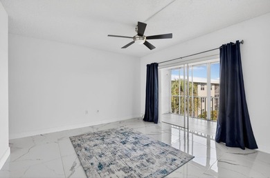 Enjoy relaxed South Florida living in this 1-bedroom, 1.5-bath - photo 17