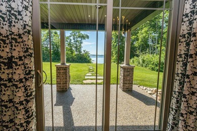 Once again, stunning has come to the market. This home on Lake - photo 6