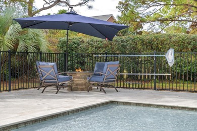 PRIVATE OASIS retreat with massive Heated Pool/hot tub in the - photo 50