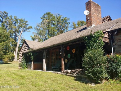 (private lake, pond, creek) Home Sale Pending in Knoxville Tennessee