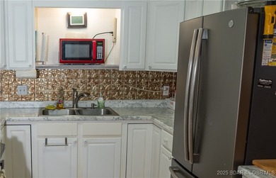 ZERO RESTRICTIONS! Charming cottage on 37.5 Acres very close to - photo 20