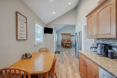 Immaculate, move-in ready multi-level home located in the heart - photo 9