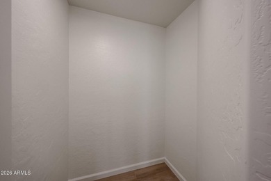 Welcome to your new home! Beautiful 4 bed, 2.5 bath property - photo 21