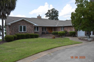Reduced!!! Main Channel views/Custom-built brick home! - photo 2