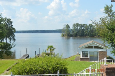 Reduced!!! Main Channel views/Custom-built brick home! - photo 3