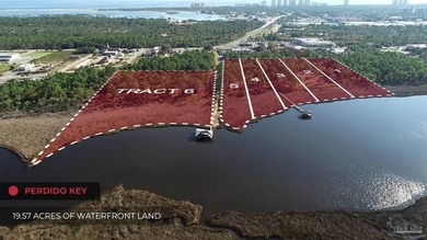 We are pleased to offer this exclusive waterfront residential - photo 3