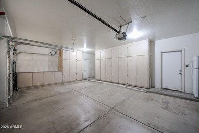 Welcome to your new home! Beautiful 4 bed, 2.5 bath property - photo 44