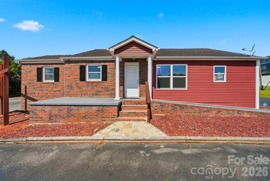 3497 Hickory Blvd in Hudson, North Carolina presents an - photo 4