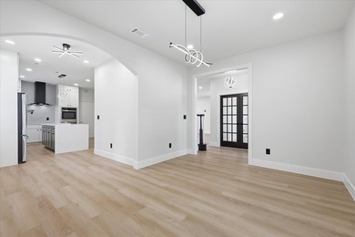 Zoned to highly acclaimed Coppell ISD, this 4 bed, 2.1 bath home - photo 5