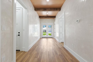 NEW CONSTRUCTION 3 bedroom, 2 bath almost 2,400 Sq Ft resort - photo 8