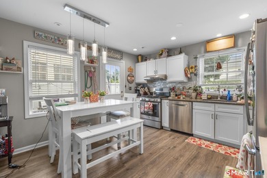 Rare Greenwich opportunity! This side-by-side duplex at 9 - photo 6