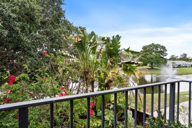Nestled in a beautiful garden setting overlooking the lake & - photo 15