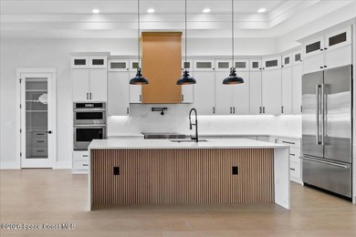 Experience the pinnacle of coastal luxury at Marina Bay Estates - photo 26