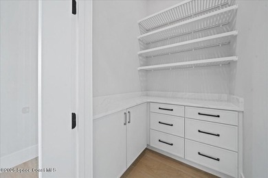 Experience the pinnacle of coastal luxury at Marina Bay Estates - photo 34