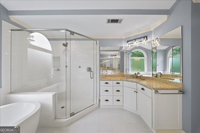 Welcome to this fantastic home, thoughtfully designed and - photo 36