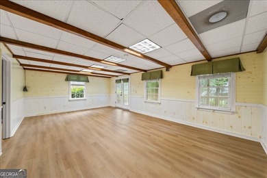 Welcome to this fantastic home, thoughtfully designed and - photo 46