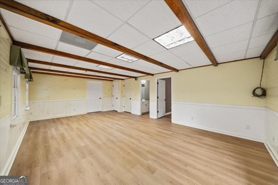 Welcome to this fantastic home, thoughtfully designed and - photo 47