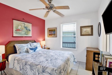 Discover the perfect coastal retreat in this stunning 4-bedroom - photo 12