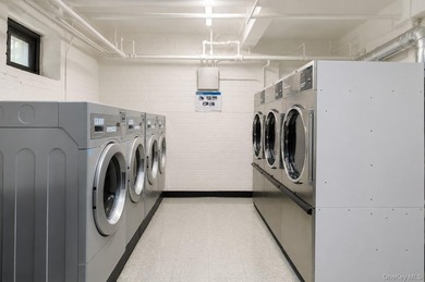 Welcome to CO-OP 2N at 50 Brompton Rd, set within a meticulously - photo 14