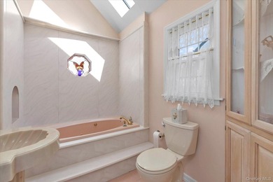 Welcome home to this cozy 3-bedroom colonial in the heart of - photo 14