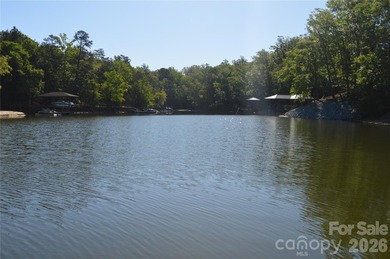 Rare opportunity to own a stunning main channel Lake Wylie - photo 16