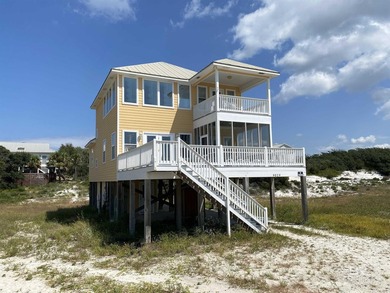 Welcome to Bubba's Beach House!Take a step back to a beach haven - photo 1