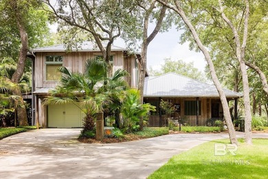 Escape to your own Private Paradise! A 1.8 acre Waterfront - photo 2