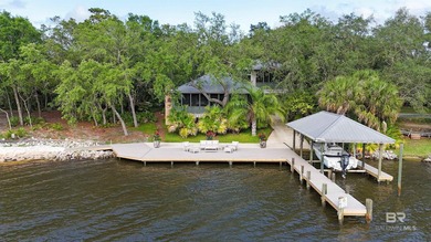 Escape to your own Private Paradise! A 1.8 acre Waterfront - photo 3