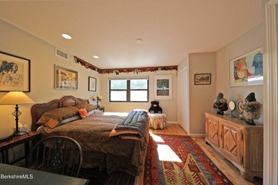This attractive multi level townhome has been renovated and - photo 24