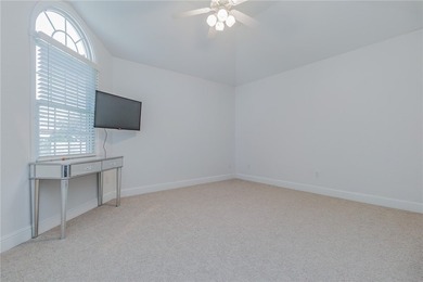 Tucked within the prestigious gated Pinnacle Country Club - photo 28