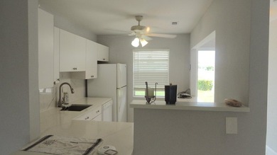 Beautifully remodeled 2-bedroom, 2-bath villa located in the - photo 29