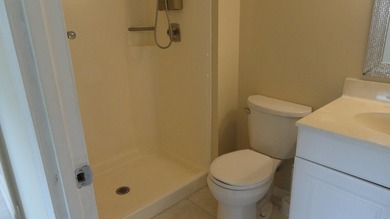 Beautifully remodeled 2-bedroom, 2-bath villa located in the - photo 31