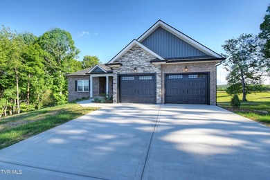 Welcome Home to The Glades at Hawley Meadows, where luxury - photo 3
