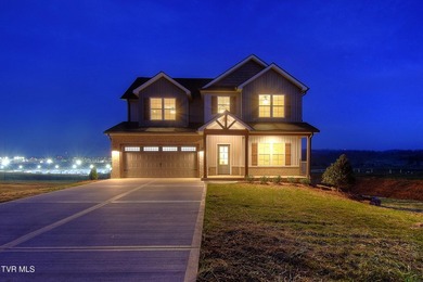 Beautiful family-friendly 4 bedroom, 3 bath home featuring two - photo 2