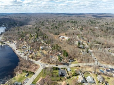 Lakeview Lot with Architectural Drawings, Survey and 3 Bedroom - photo 9
