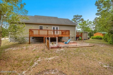 Welcome to peaceful living in Boiling Spring Lakes! This freshly - photo 47