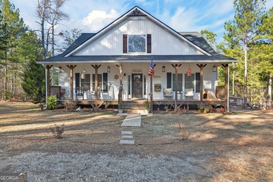 (private lake, pond, coastal) Home For Sale in Dallas Georgia