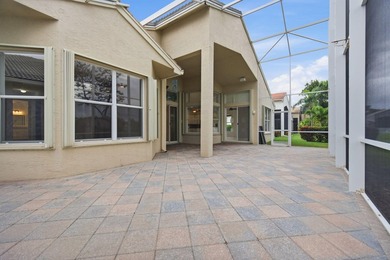 Welcome to this stunning remodeled 4-bedroom, 2.5-bathroom - photo 17