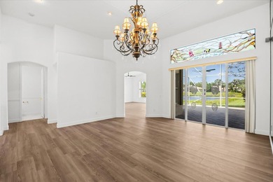 Welcome to this stunning remodeled 4-bedroom, 2.5-bathroom - photo 20